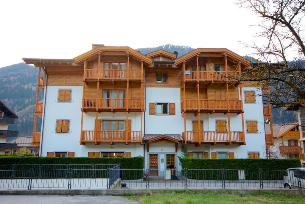 Lovely Apt In Pinzolo Val Rendena 7 Exteriér fotografie